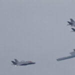 watch:-trump-flies-b-2-stealth-bomber-over-putin’s-head-ahead-of-alaska-summit
