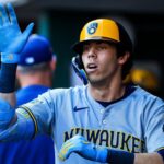 brewers-win-again-behind-uecker-inspired-rally