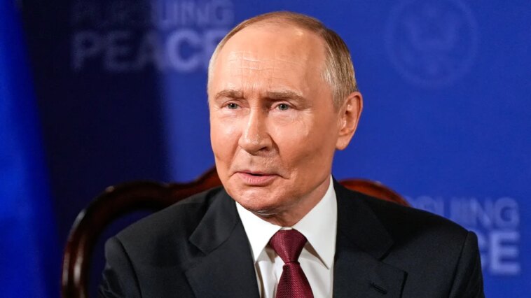 putin-appears-to-be-visibly-annoyed-as-reporters-barrage-him-and-trump-with-questions