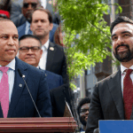 top-house-dem-sides-with-mamdani-critics-on-key-controversy-surrounding-his-campaign:-‘legitimate-issue’