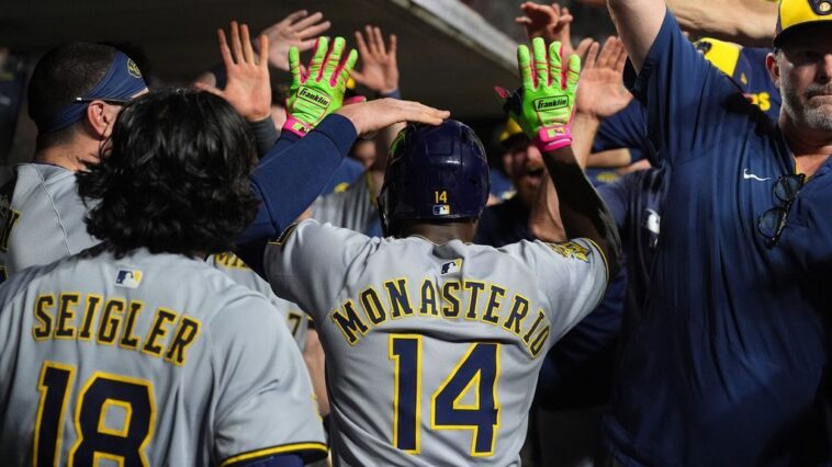 brewers-rally-again-to-win-record-14th-straight