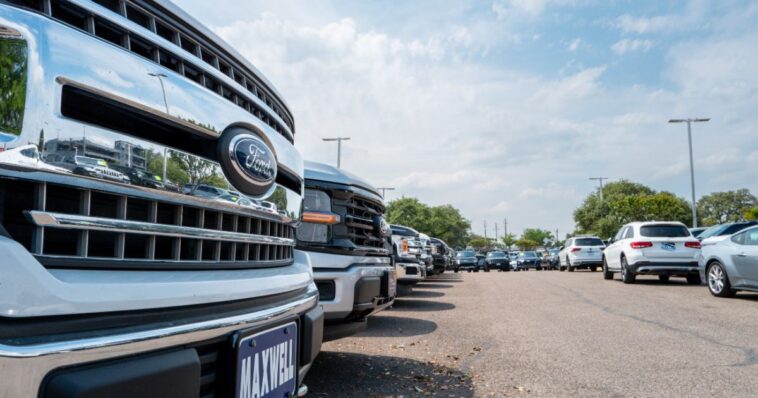 recall-alert:-ford-calls-back-more-than-100,000-trucks-citing-‘risk-of-a-crash’