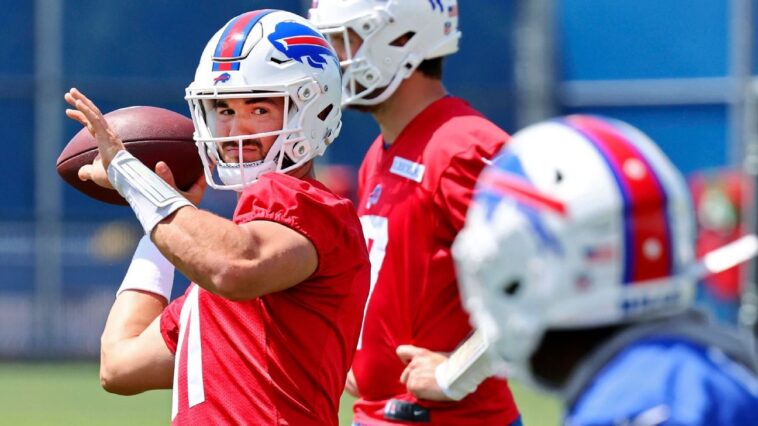 bills-backup-mitchell-trubisky-reminisces-on-time-in-chicago