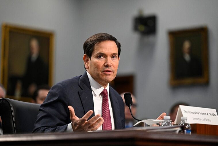 ‘i-shouldn’t-even-have-to-say-it’:-rubio-slaps-back-abc’s-raddatz-for-saying-trump-‘elevated’-putin