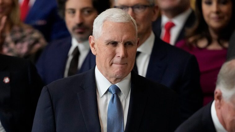 pence-says-trump-needs-to-bring-the-‘hammer’-down-on-putin-with-immediate-new-sanctions