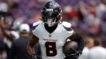 sources:-eagles-trade-for-texans-wr-metchie