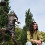 ‘proud-and-honored’-bird-sees-storm-unveil-statue