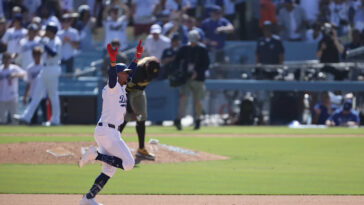 mookie-betts-leads-dodgers-to-sweep-over-padres-to-reclaim-nl-west-lead