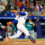 little-league-classic:-mets-roll-over-mariners-as-little-leaguers-embrace-teams-in-williamsport