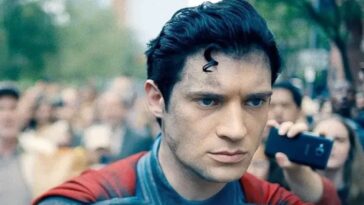 metropolis-sues-superman-for-reducing-crime