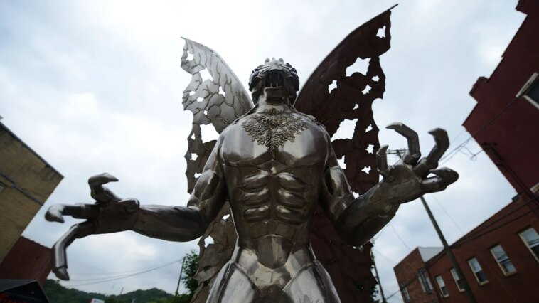 omen-or-harbinger-of-doom?-fox-nation-explores-the-chilling-mystery-that-turned-a-small-town-into-a-spectacle
