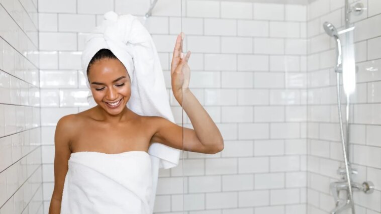 what-is-an-everything-shower?-beauty-experts-reveal-the-most-important-steps