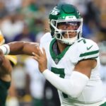 jets’-glenn-scoffs-at-outside-‘noise’-on-fields’-play