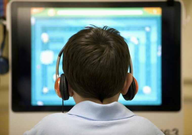 ai-heads-back-to-school:-students-face-a-challenge-that-will-shape-the-future