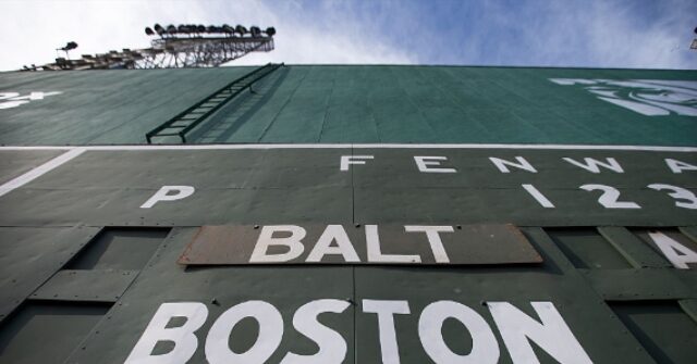 bizarre-fire-alarm-at-fenway-park-delays-red-sox-game-against-orioles