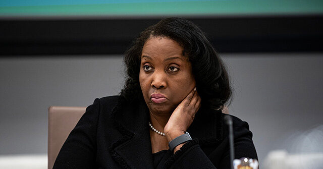 trump-calls-on-fed-governor-to-resign-over-alleged-mortgage-fraud