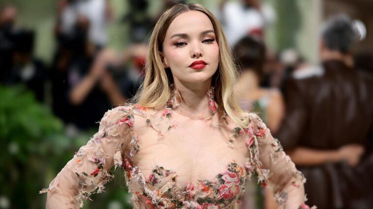 former-disney-star-dove-cameron-posts-bikini-photos-from-italy-vacation-with-boyfriend