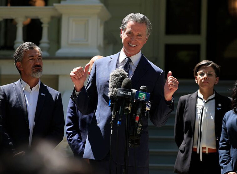 newsom’s-open-borders-vs.-trump’s-immigration-sanity