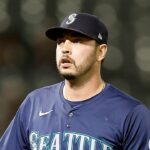 mariners-pitcher-shares-vile-message-he-received-after-poor-performance