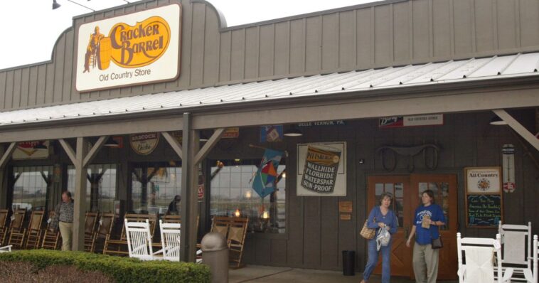 cracker-barrel-suffers-serious-financial-blow-as-markets-react-to-‘woke’-rebrand