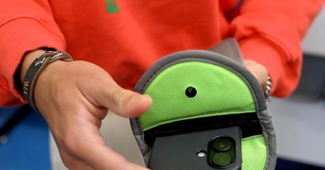texas-and-16-other-states-join-trend-of-restricting-student-smartphones-during-school-day