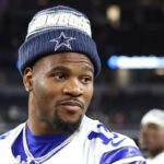 micah-parsons-flashes-‘call-me’-gesture-in-response-to-trade-invitation-from-falcons-fan