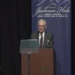 reporter-thrown-out-of-fed’s-jackson-hole-conference,-charged-with-criminal-trespass-for-asking-federal-reserve-governor-lisa-cook-questions-about-her-mortgage-fraud-scandal