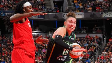 shepard’s-record-fast-triple-double-carries-lynx
