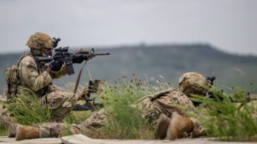 the-us-army-is-using-influencers-to-recruit-new-warfighters.-critics-are-calling-it-propaganda