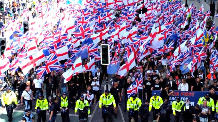 as-anti-migrant-protests-pick-up-momentum-and-mobilize-30-cities-across-britain,-reform-uk’s-nigel-farage-unveils-his-plans-for-mass-deportation-of-illegals-with-5-flights-taking-them-out-per-day-(video-collection)