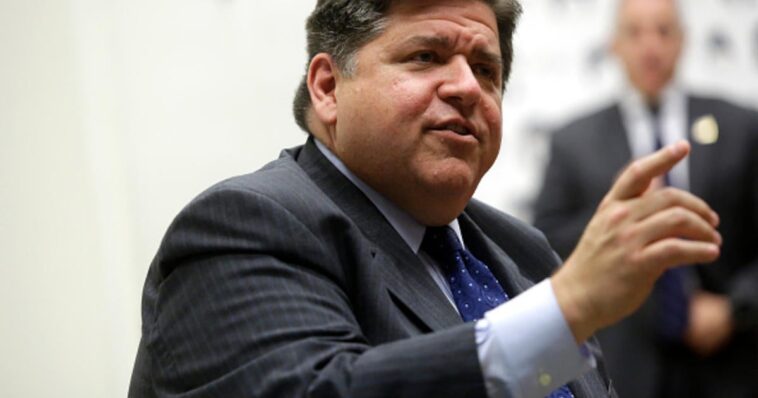 illinois-governor-jb-pritzker-signs-bill-allowing-immigrants-to-become-driving-instructors