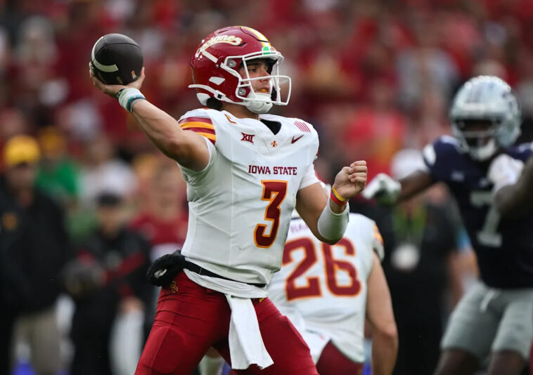 no-22-iowa-state-converts-a-late-fourth-down-to-seal-24-21-win-over-no.-17-kansas-state