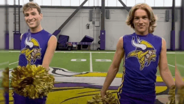 new-controversy:-vikings-male-cheerleaders-dance-with-female-counterparts-in-same-bathroom-(video)