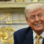 trump-gave-the-oval-office-a-gilded-makeover-–-and-covered-the-cost-himself