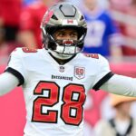 sanders-waived-by-bucs-one-day-after-ejection
