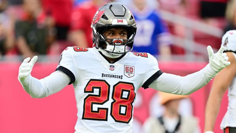 sanders-waived-by-bucs-one-day-after-ejection