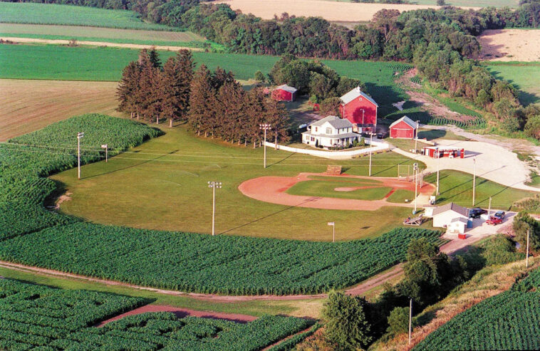 mlb-will-play-field-of-dreams-game-in-2026,-featuring-phillies-and-twins-in-august-showcase-event