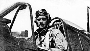 photos:-decorated-wwii-veteran-considered-america’s-last-surviving-‘ace’-pilot-dies-at-103