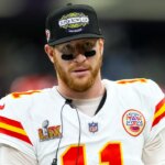 carson-wentz-cuts-deal-with-minnesota-vikings