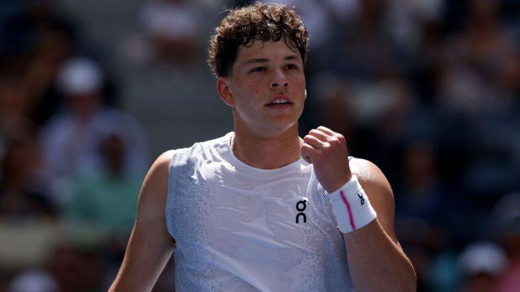 shelton,-fritz-win-comfortably-to-kick-off-us-open
