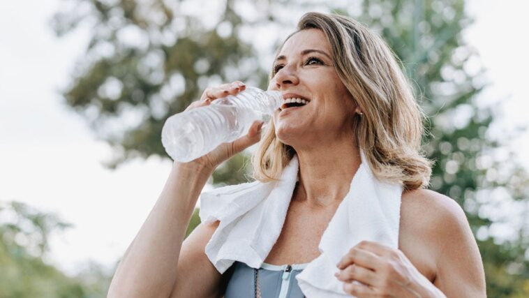 not-drinking-enough-water-floods-your-body-with-harmful-stress-hormones