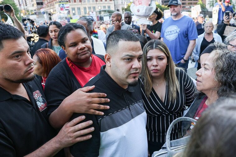 kilmar-abrego-garcia-arrested-by-ice-as-supporters-rally-against-deportation