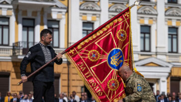 zelensky-says-we-must-‘push-russia-to-peace’-and-send-war-back-to-‘russian-soil’