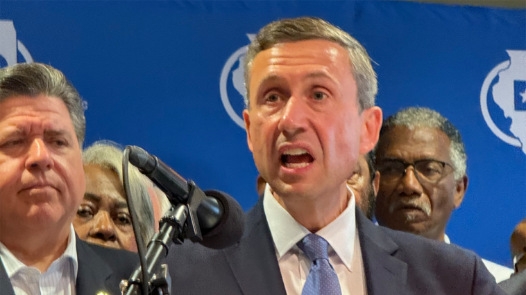 dnc-leaders-look-to-rebound-at-summer-meeting-amid-plunging-polls,-fundraising