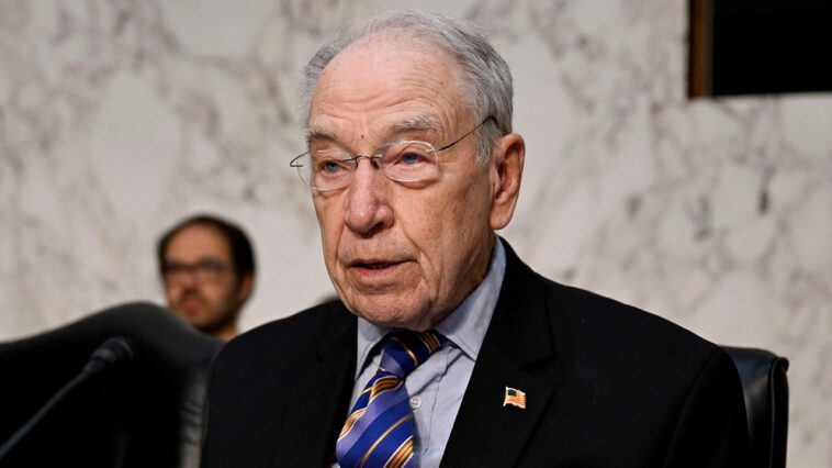 top-gop-senator-defies-trump-demand-to-bend-senate-rules-for-his-court-picks