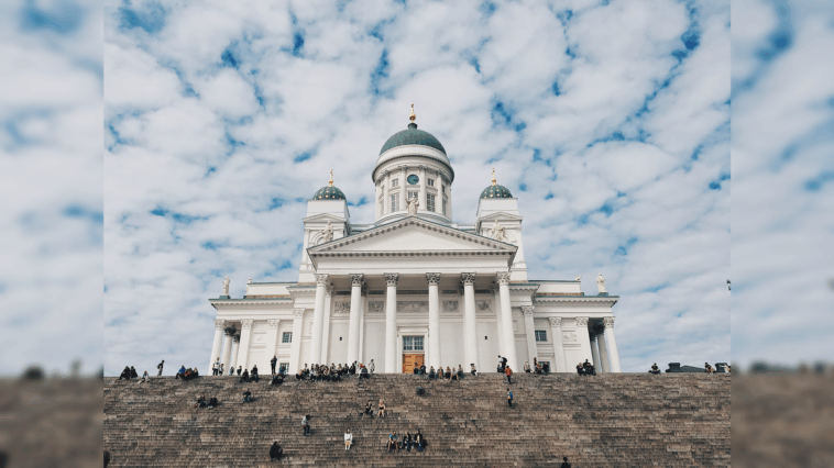 message-to-christians:-islamists-raise-flags-at-finland’s-most-historic-cathedral