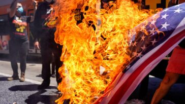 trump-to-target-flag-burners-with-new-executive-order:-‘it-is-uniquely-and-inherently-offensive’