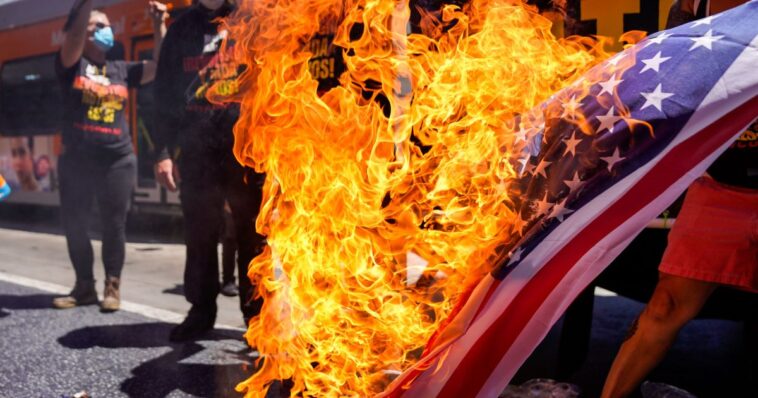 trump-to-target-flag-burners-with-new-executive-order:-‘it-is-uniquely-and-inherently-offensive’