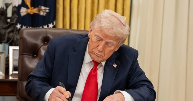 watch-live:-donald-trump-signs-executive-orders