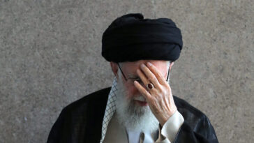 iran:-ayatollah-khamenei-demands-‘great-national-unity’-as-cracks-show-in-political-establishment